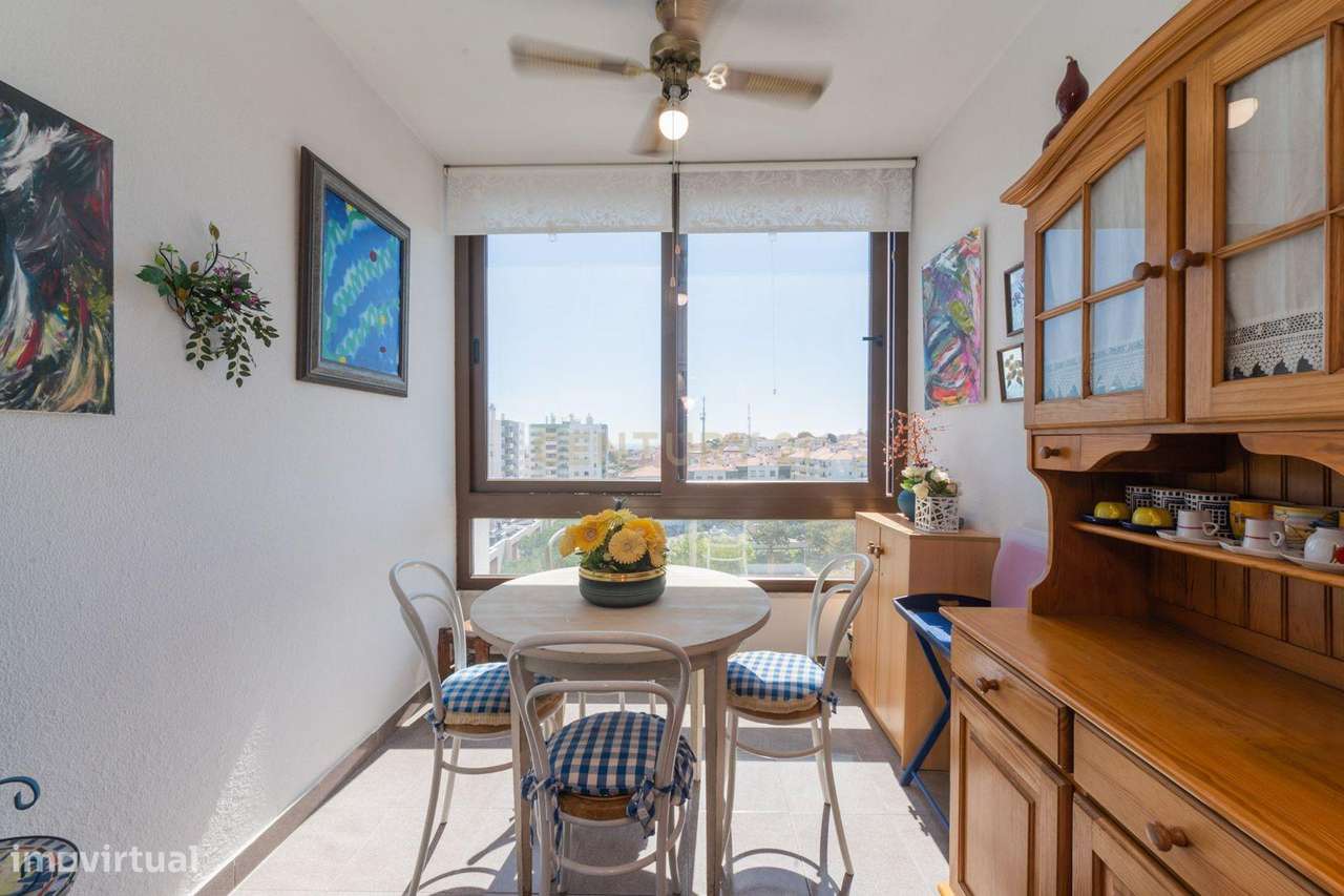 Excelente T4 c/Box | São Domingos de Rana-13