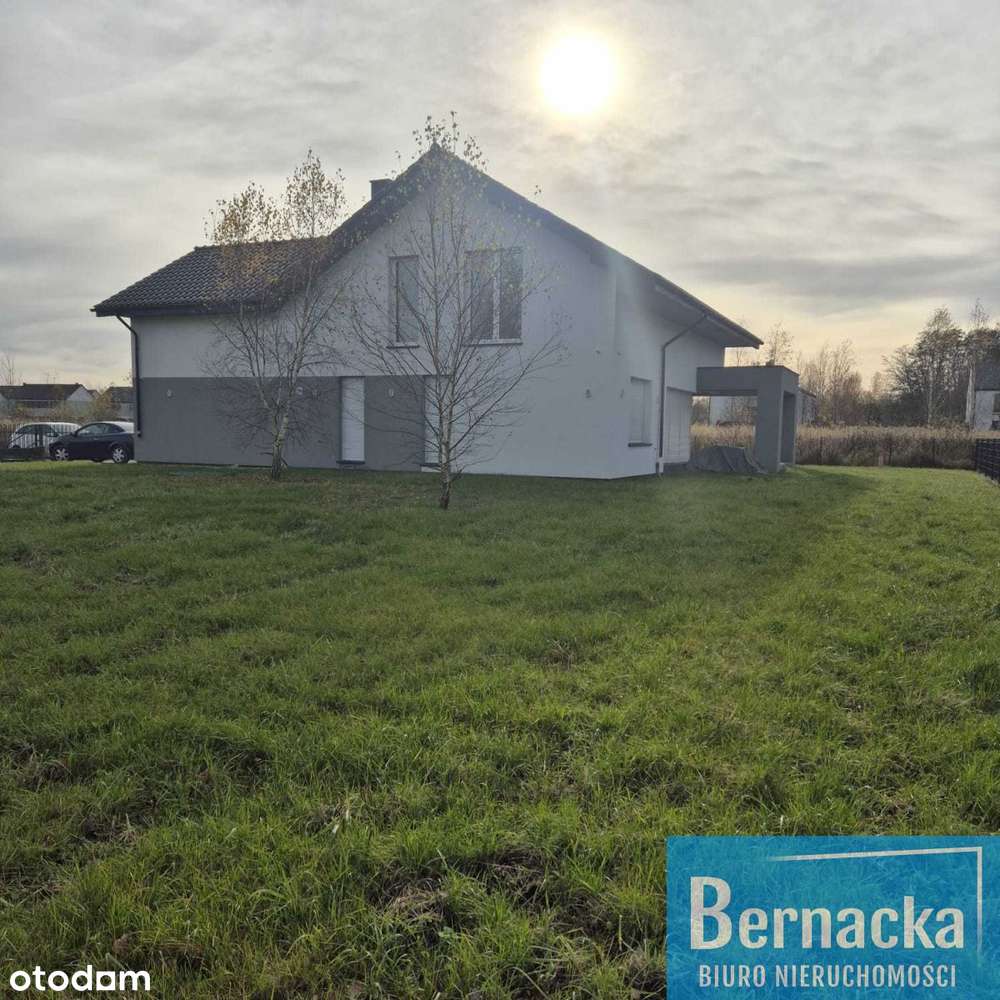 Nowoczesny dom wolnostojący, duża działka-1