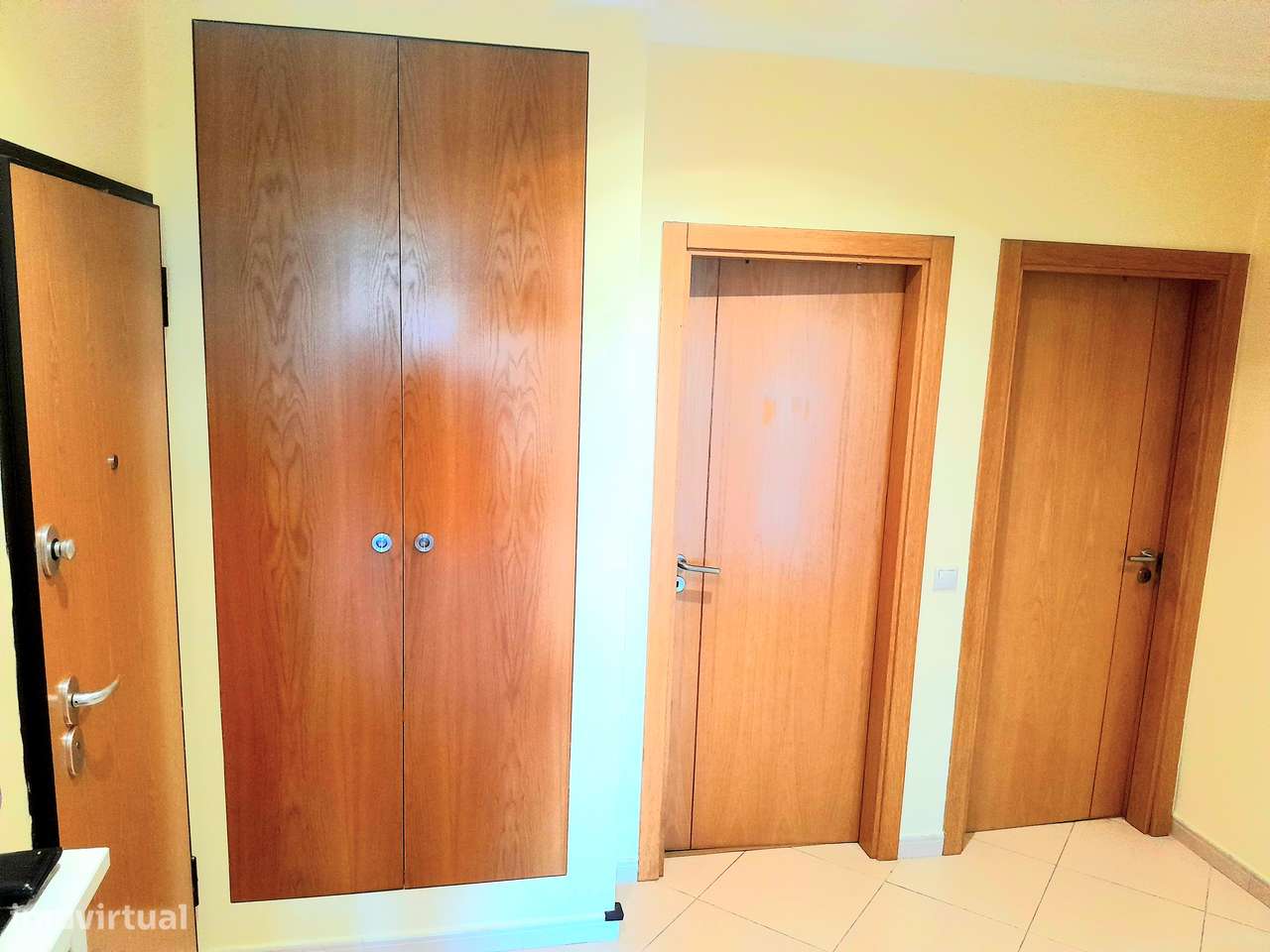 T2 Semi-Novo C/ Garagem Olhão-18