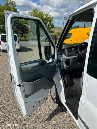 Ford Transit 300 K TDCi Pkw Basis - 10