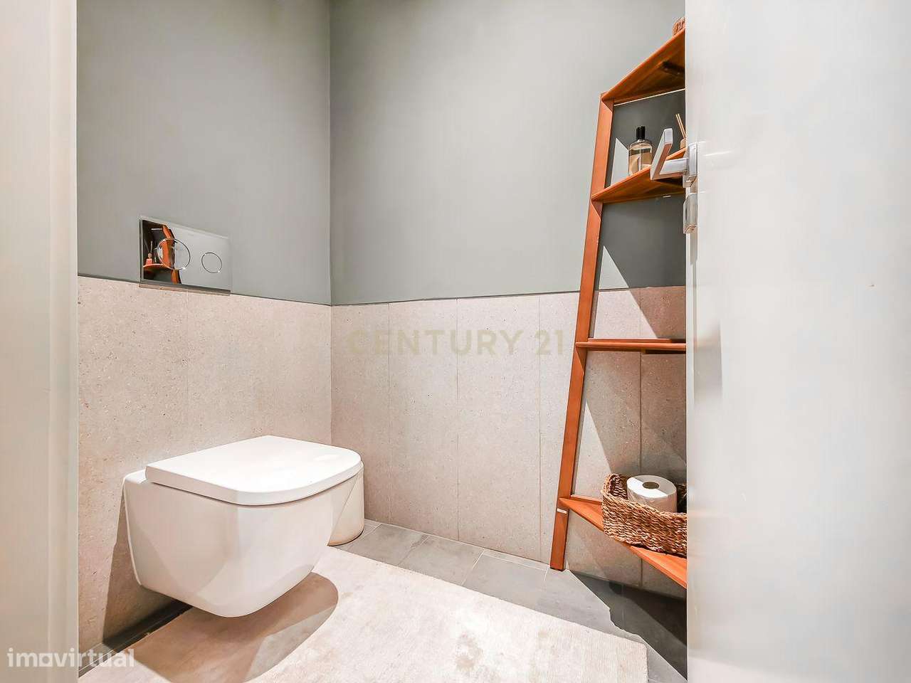 Moradia T4 em Condomínio Privado | Piscina | 6WC | Jardim | Terraço |-31