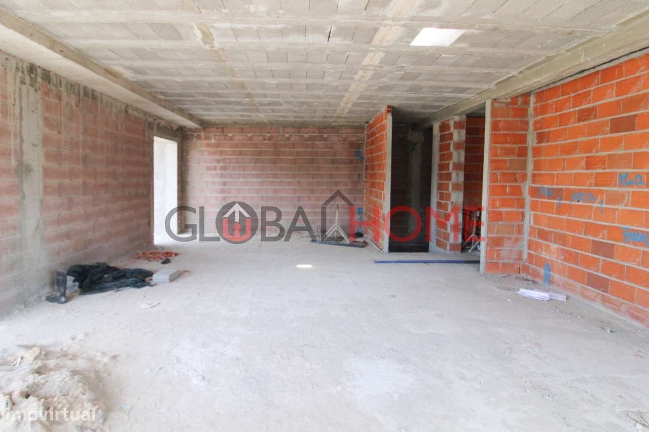 Moradia T3  Jovim  - Gondomar  ( Nova - Piscina )-17