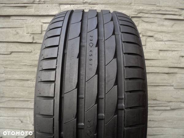 NOKIAN ZG2 235/40/17 98Y 1szt - 1