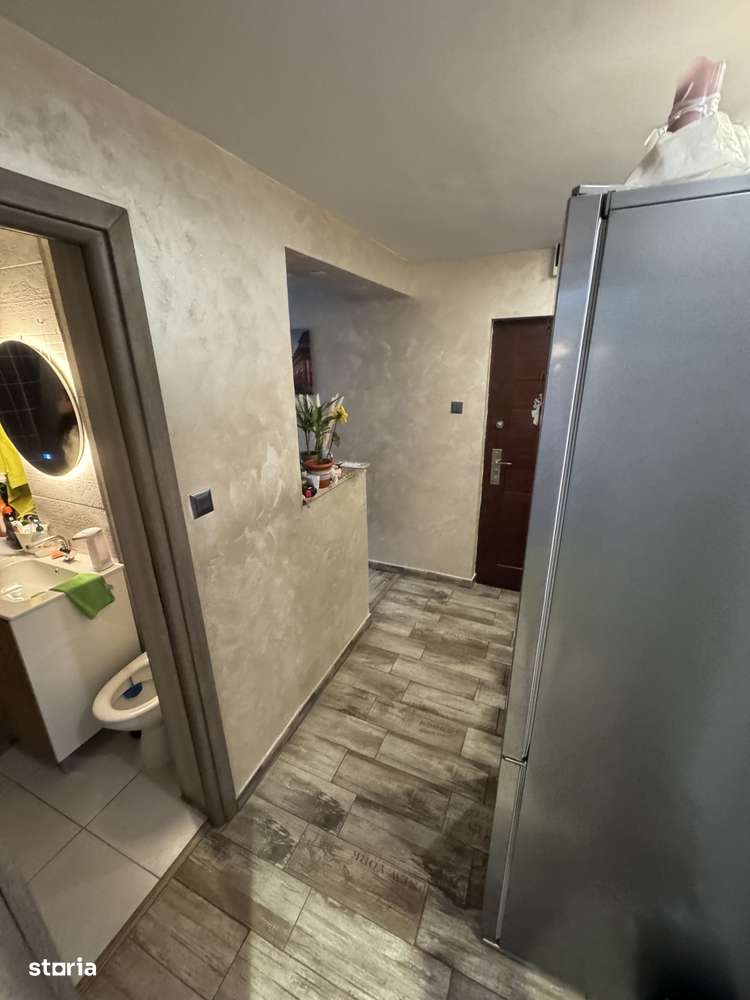 Apartament 2 camere, balcon, parcare - Imagine principală: 2/8