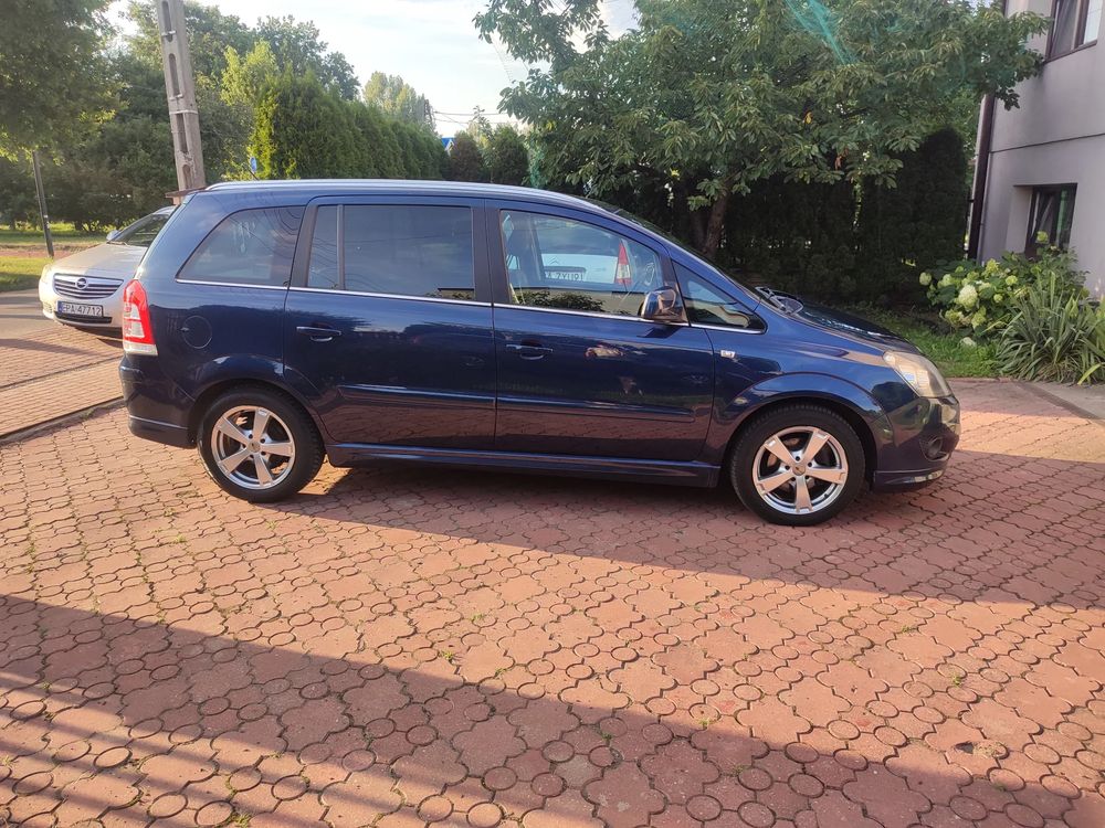 Opel Zafira B (2005-2014) 2011