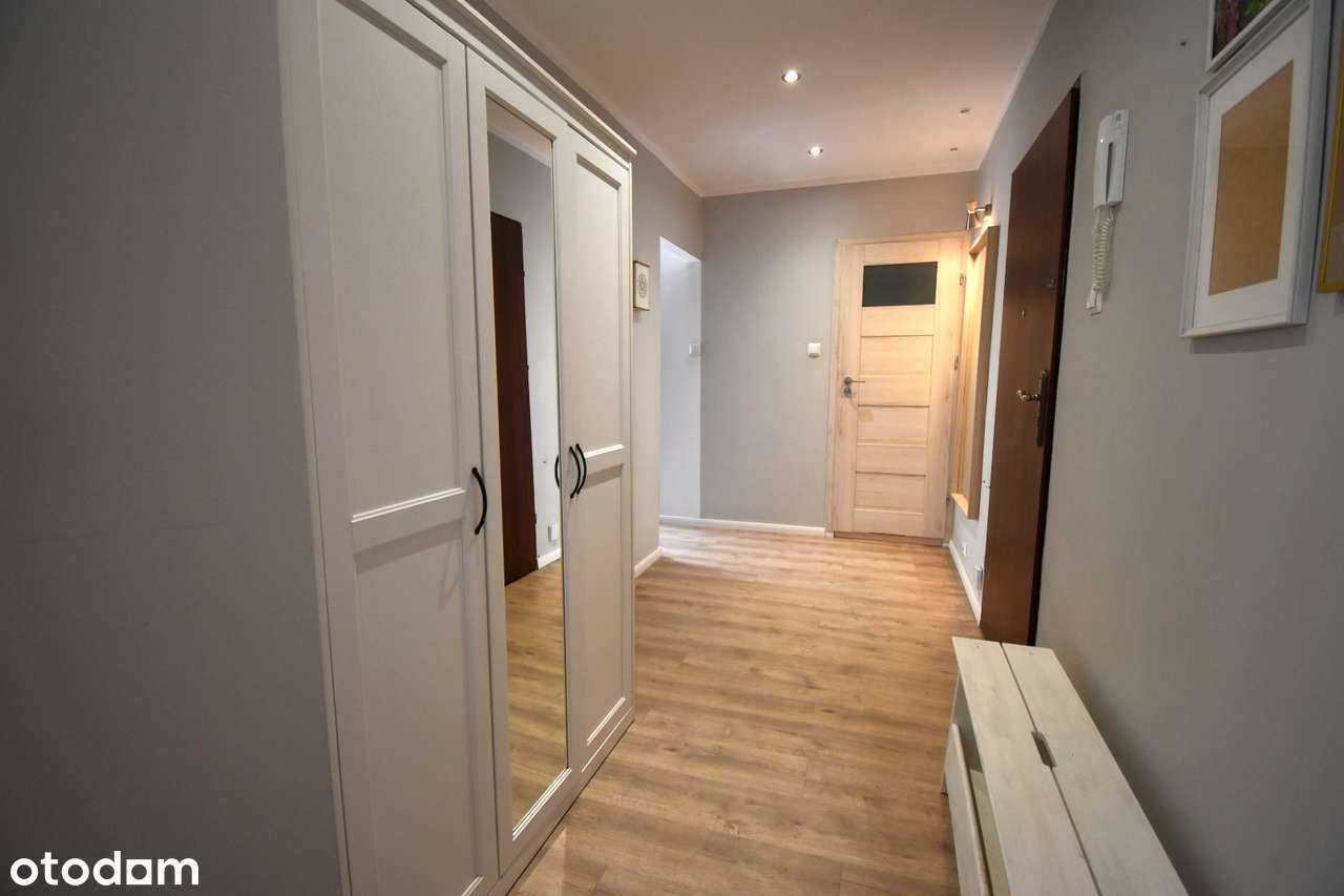 Mieszkanie 2 pokojowe w samym centrum miasta! 1 piętro, umeblowane !-14