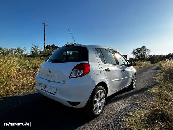 Renault Clio 1.5 dCi Fairway - 8