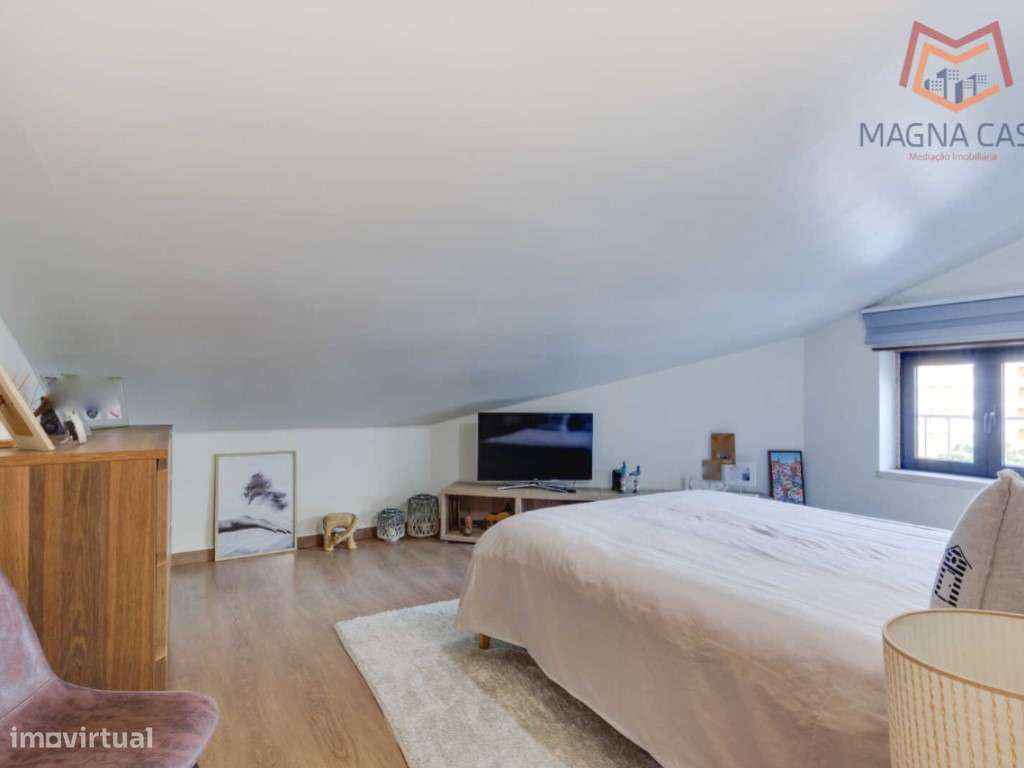 Moradia T10 com logradouro a 5 min da A5, a 7 min de carro da Nova ...-9