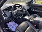 Jaguar E-Pace D150 AWD R-Dynamic S - 4