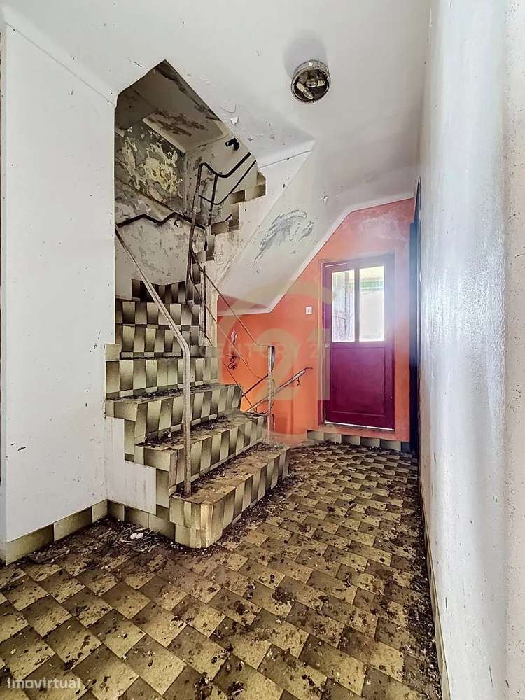 Imóvel para Recuperação com muito potencial em Angra (São Pedro), Ilha-7