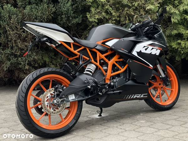 KTM RC 125 - 3