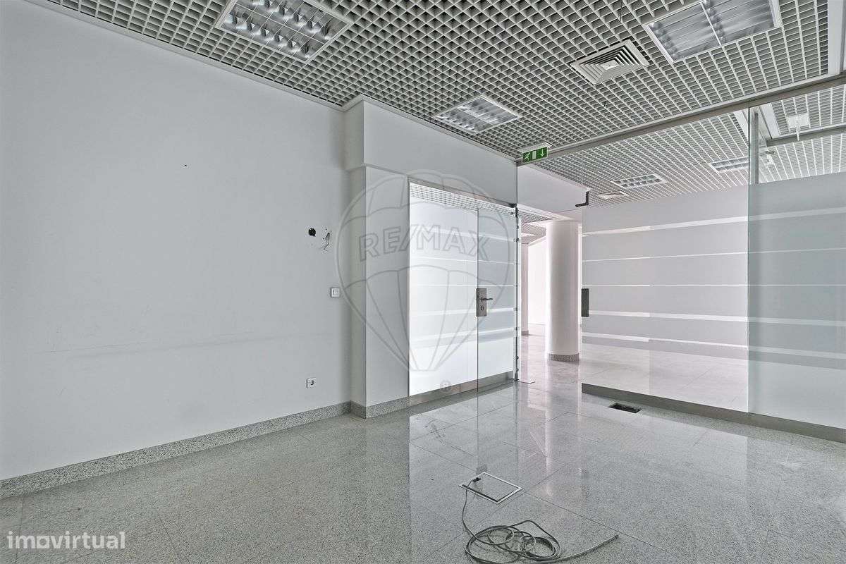 Loja  para arrendamento - Grande imagem: 5/26