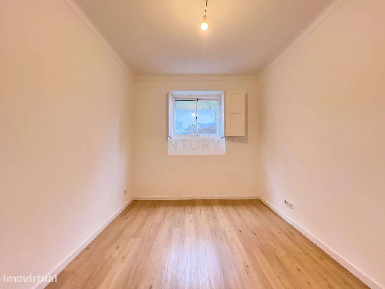 Charmoso Apartamento T3 com Renovação Moderna no Alto de Santa Catarin - Grande imagem: 5/27