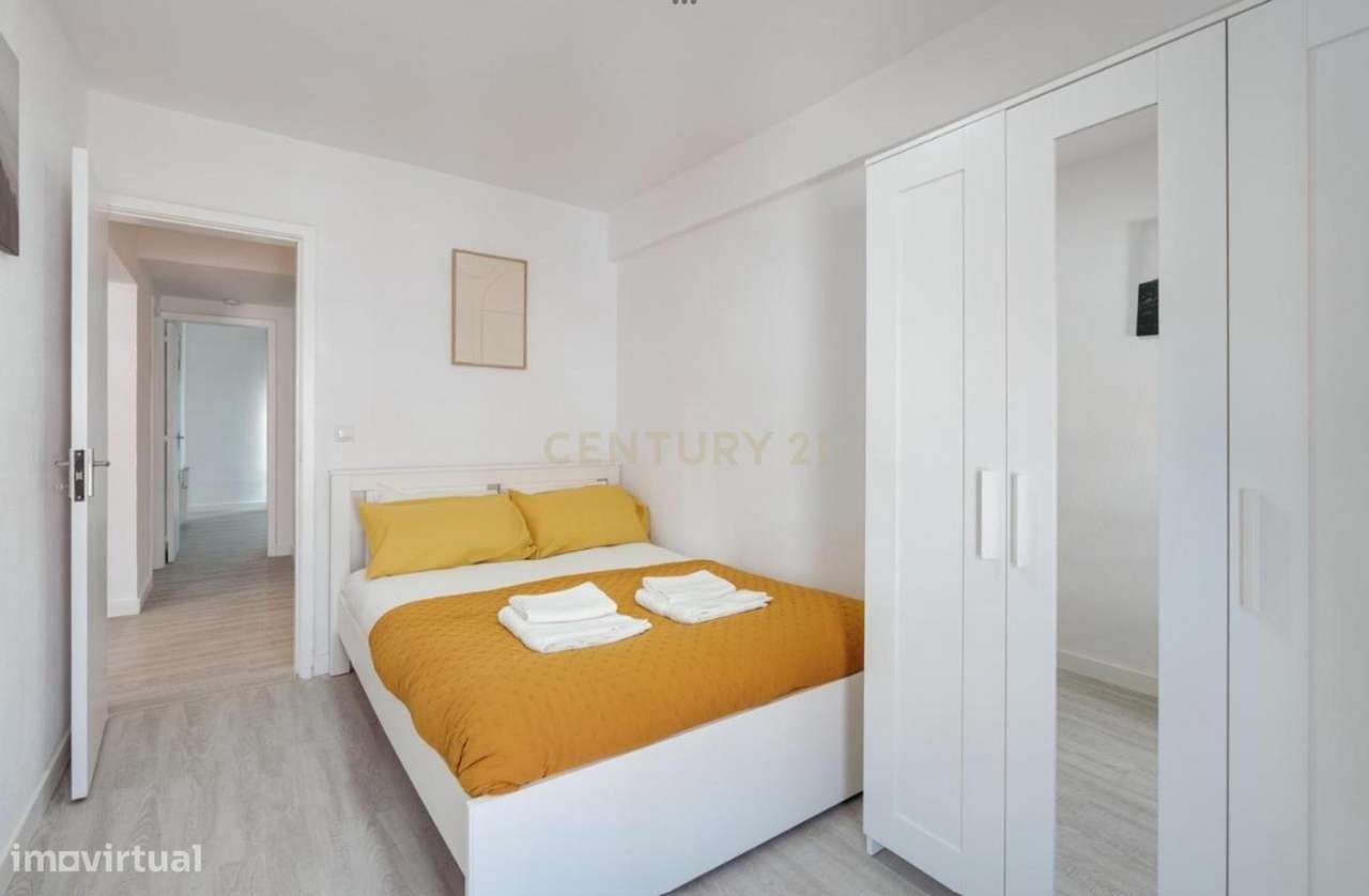 T3 luminoso com localização premium em Paço de Arcos - Grande imagem: 4/24