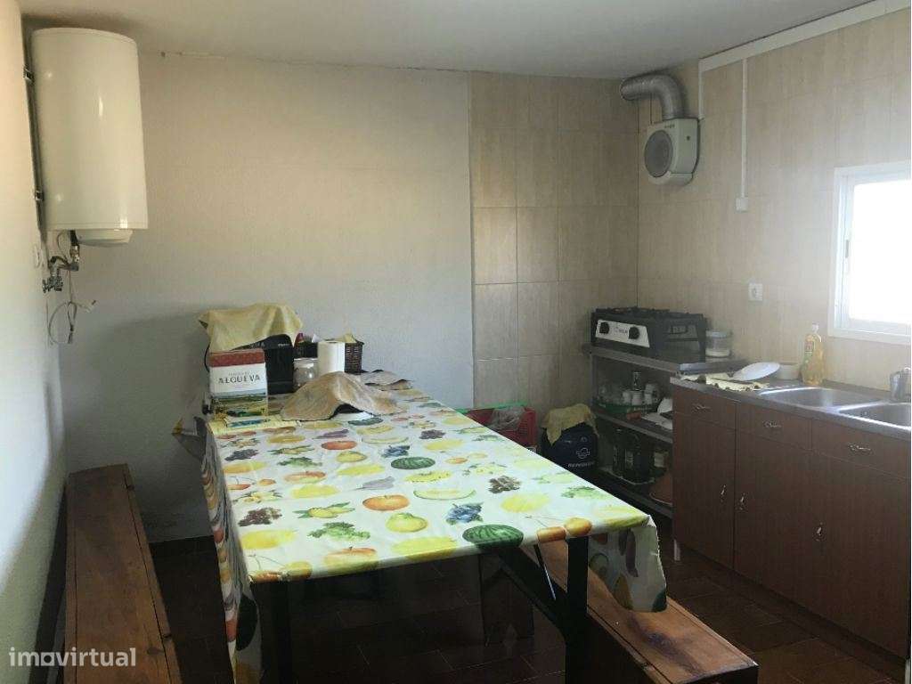 Estremoz Évora herdade 4ha com armazém de 600m2. Bom Investimento-15
