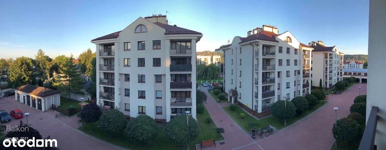 Pokój 20 m2 z balkonem w mieszkaniu 76 m2 Bronowic