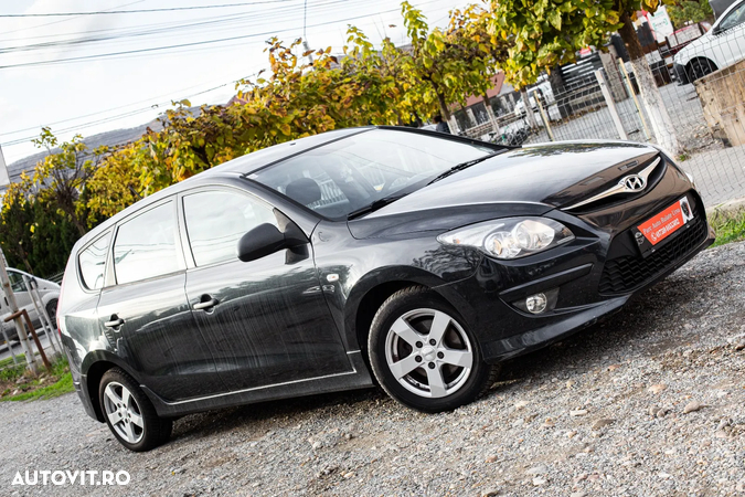 Hyundai I30 1.6 CRDI Automatik Style - 2