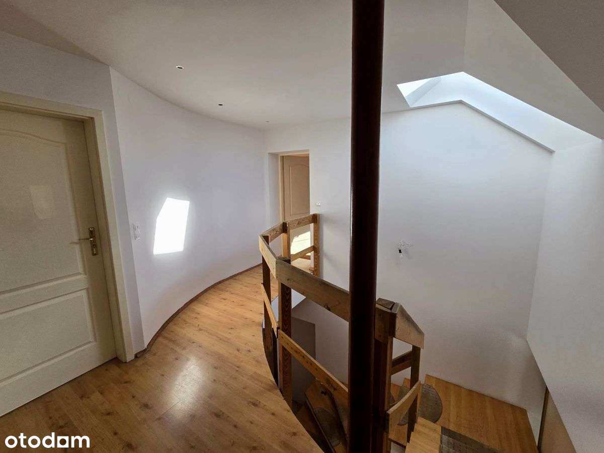 Przestronny dom na sprzedaż w Białołęce-8