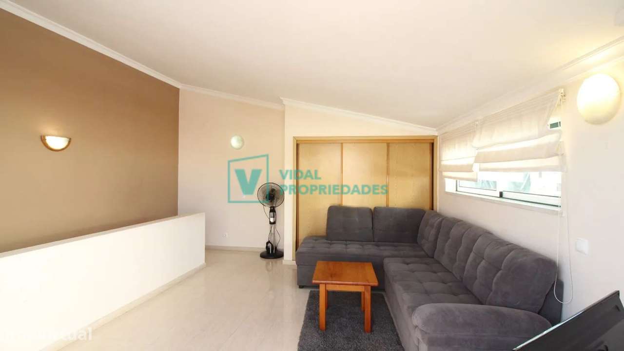 Moradia T2 com Terraço e Vista em centro de Lagos-13
