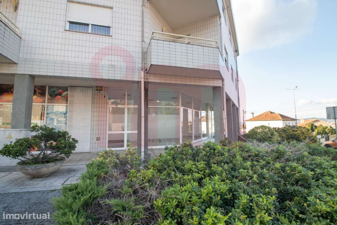 Loja  Venda em Negrelos (São Tomé),Santo Tirso-13