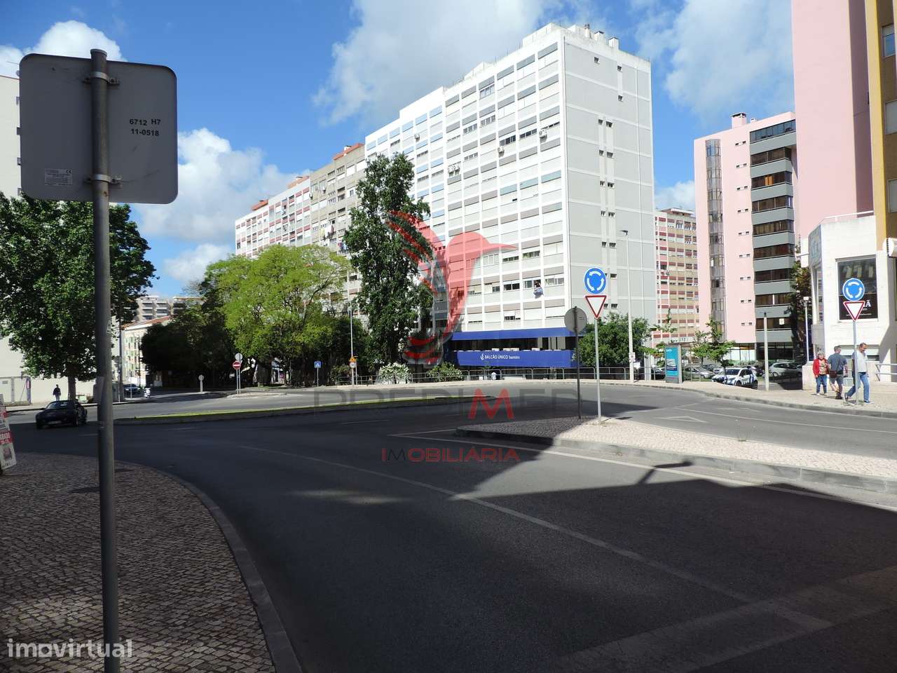 Dois Lugares de Estacionamento (1+1) - Edifício do Bocage (Barreiro) - Grande imagem: 4/15