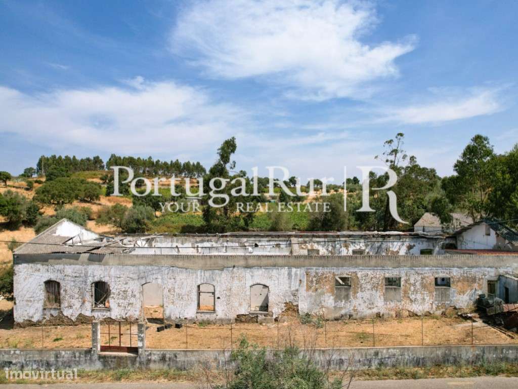 Antigo Lagar de Azeite - 839m2 área coberta - 5000m2 terreno - Grande imagem: 2/10