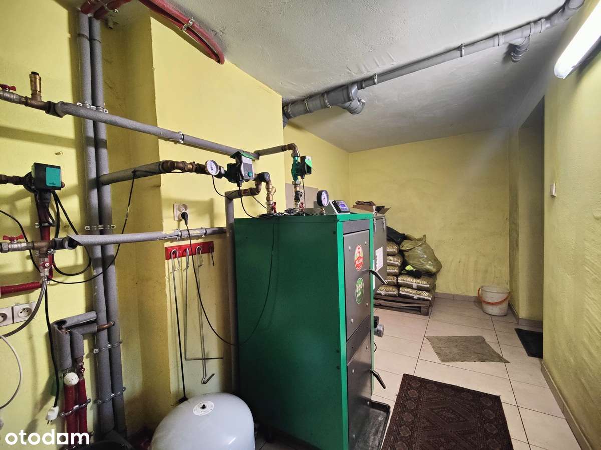 Sprzedam dom piętrowy po generalnym remoncie w 2021r-Krzymów-19