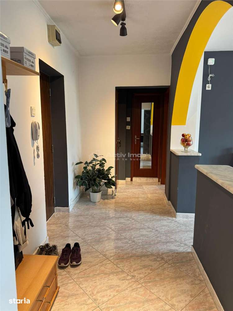 Vanzare apartament 2 Camere Etaj 1 Bd. Burebista- Rond Alba Iulia