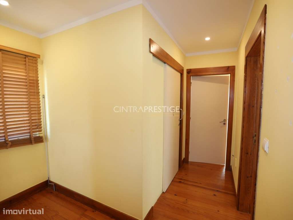 Moradia T3 com Jardim e Garagem na Quinta Verde - Nafarros, Sintra.-34