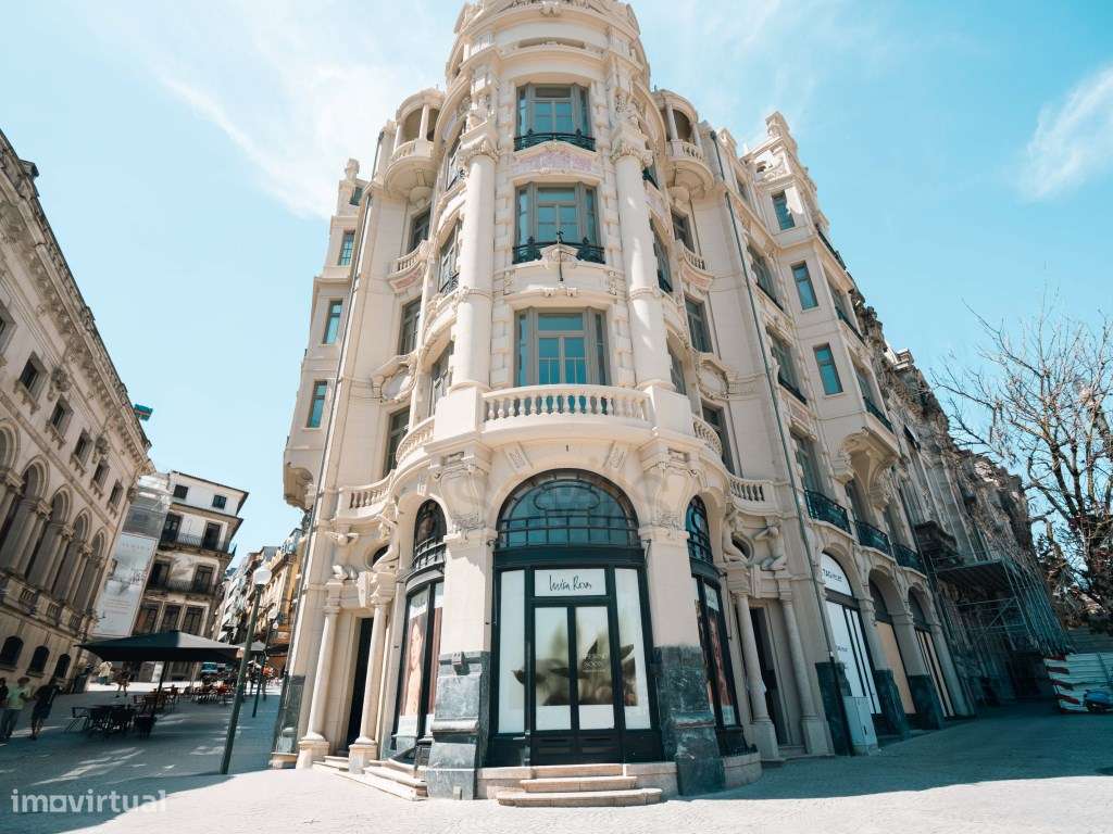 Apartamento T0 mobilado e decorado na Avenida dos Aliados-39