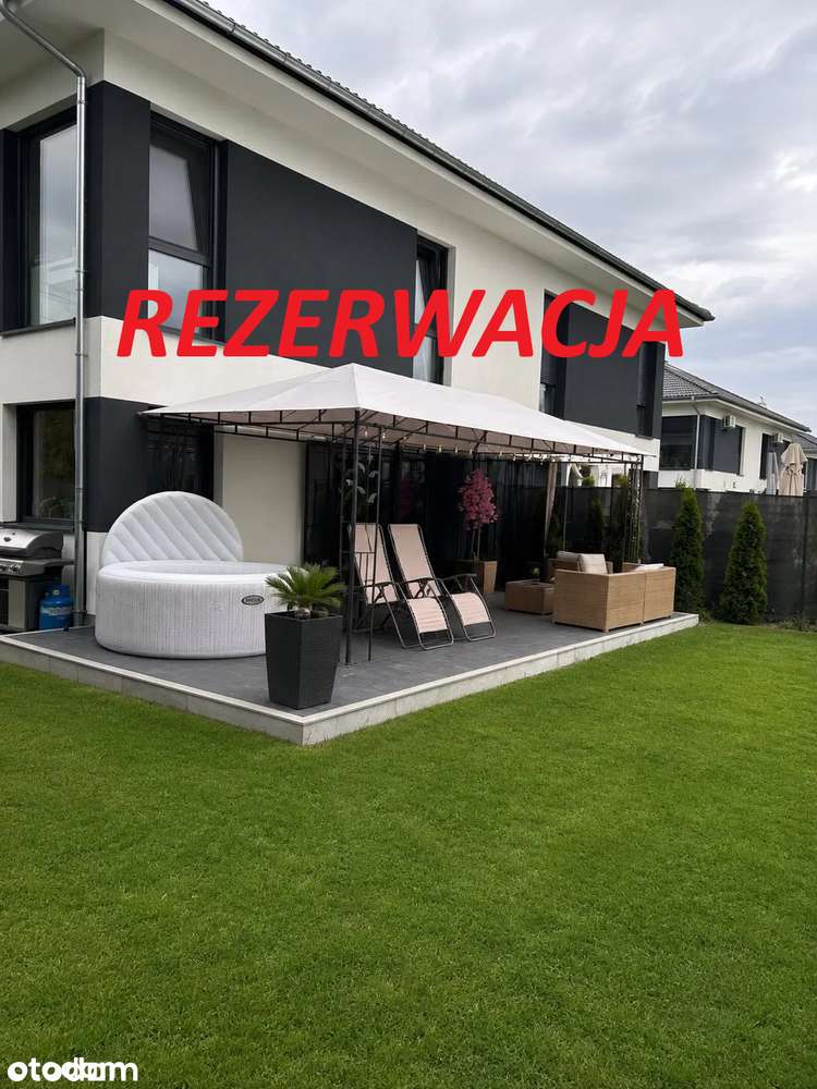 Dom z garażem, nieumeblowany, niskie koszty użytkowania