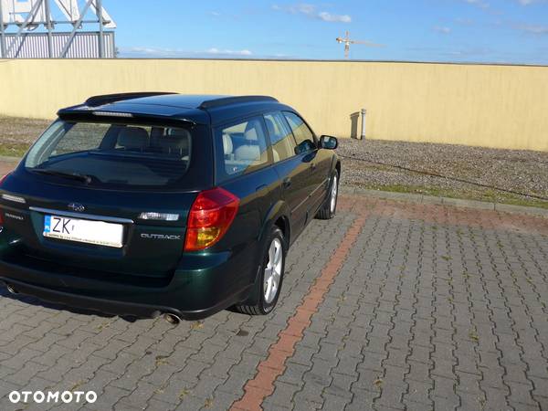 Subaru Outback Legacy 3.0 H6 - 8