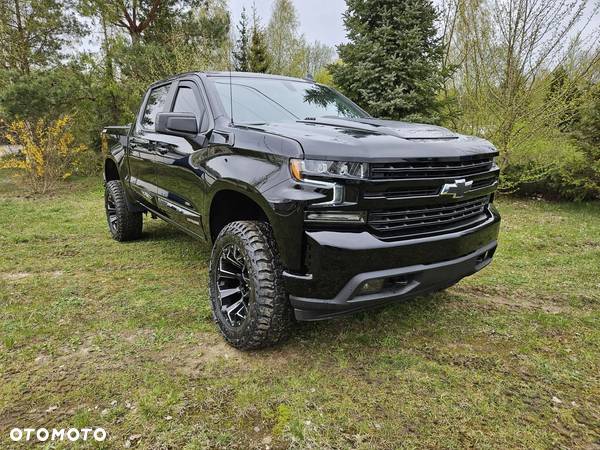 Chevrolet Silverado - 11