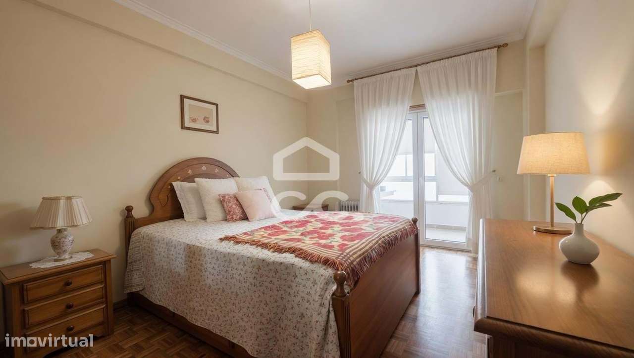 Apartamento T3 com Vista Cidade em Agualva e Mira-Sintra-9