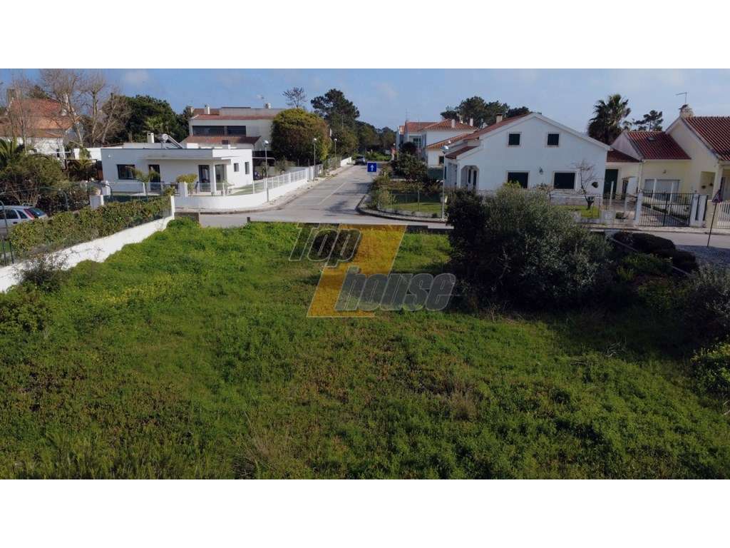 Terreno urbano perto do mar e lago em Sesimbra-27