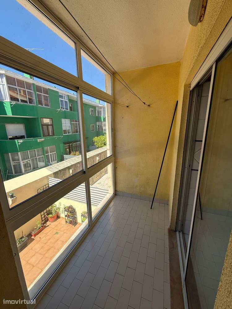 Fantástico T2 em Porto Salvo - Grande imagem: 5/16