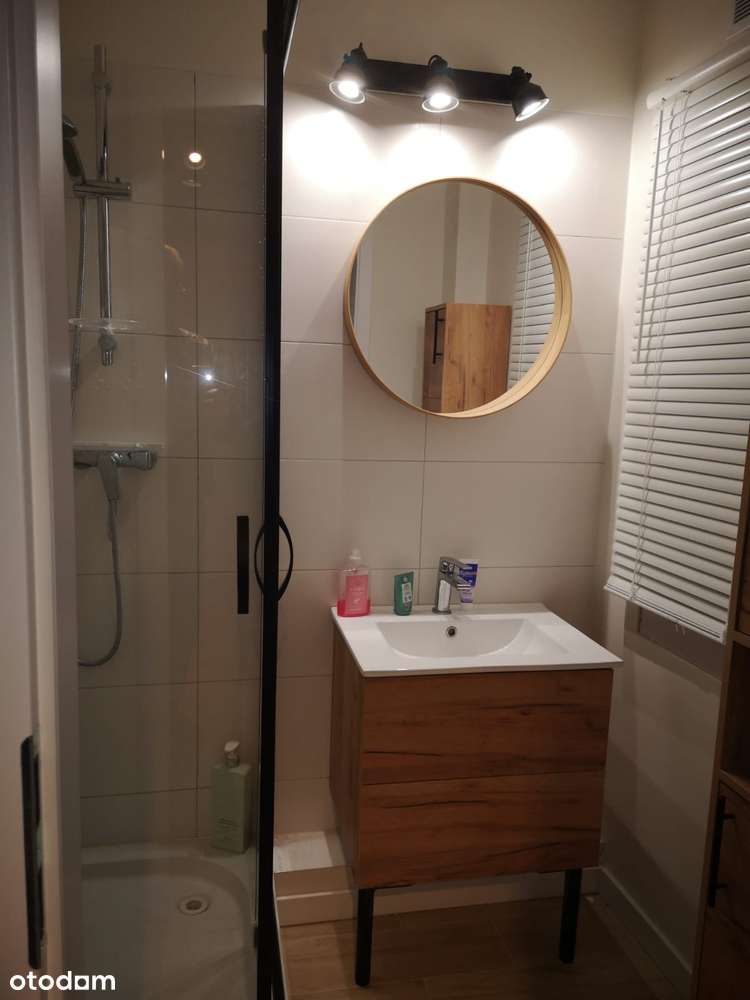 Przestronne 4-pokojowe mieszkanie z balkonem-13