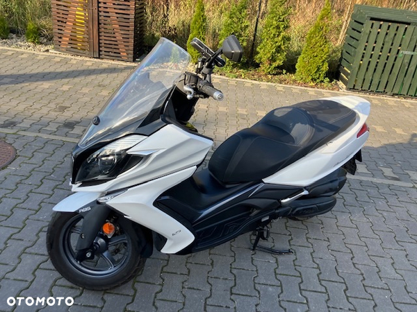 Kymco Downtown - 3