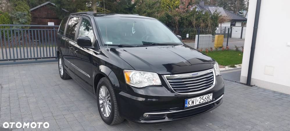 Chrysler Town & Country 3.6 Touring - 1