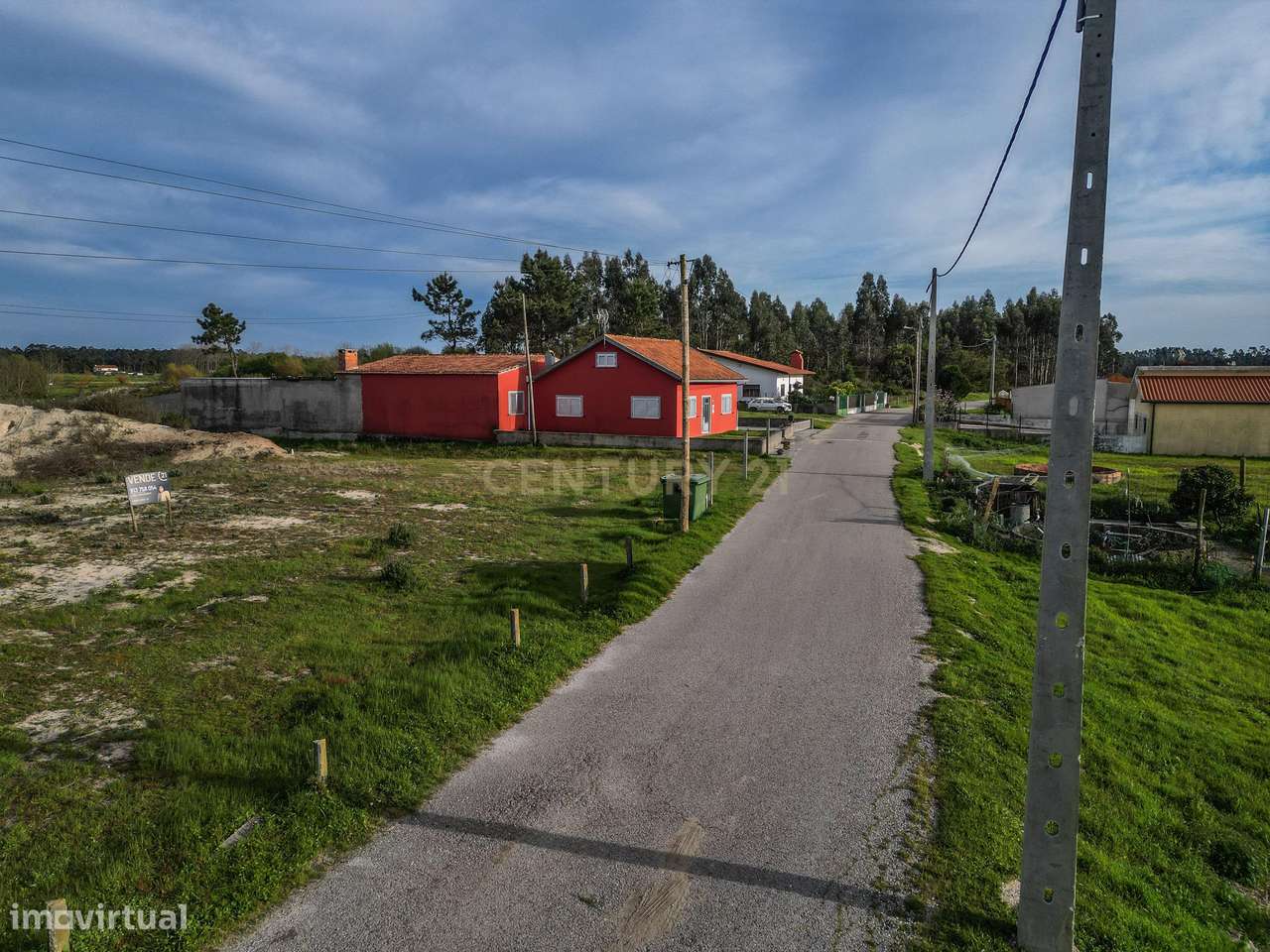 Terreno rústico urbanizável de 6.600m2 para construção de moradia unif - Grande imagem: 2/23