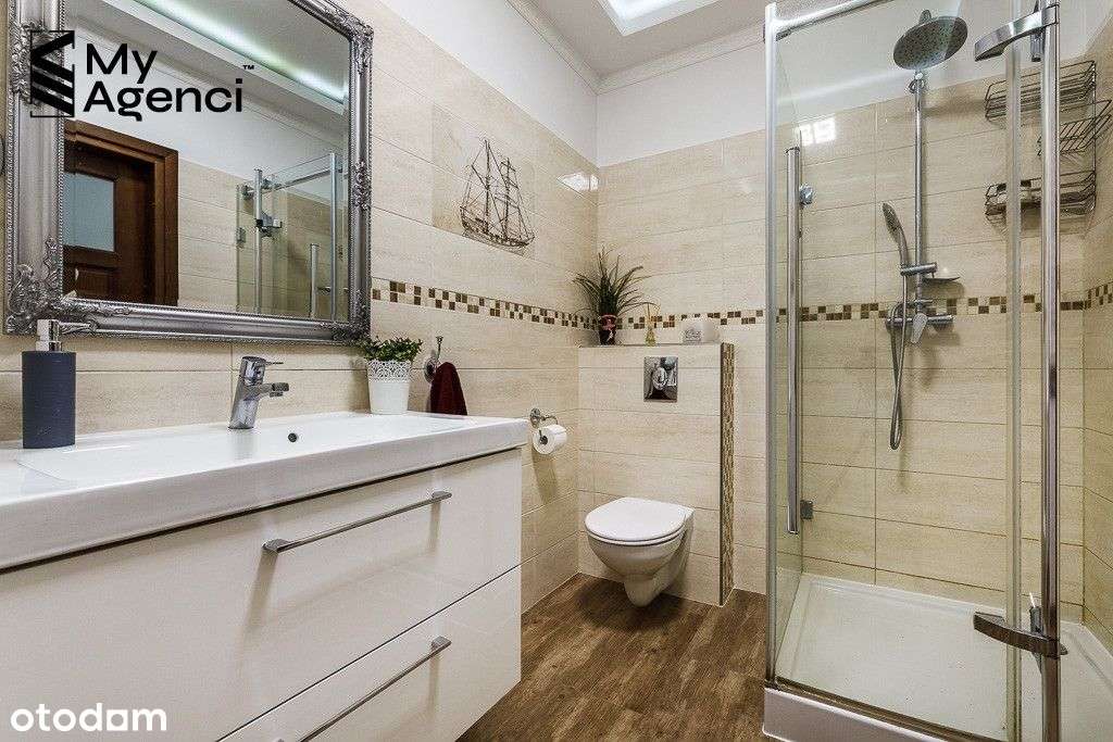 Rumia, ul. Gdańska - mieszkanie z komórką i halą-13