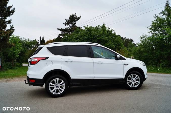 Ford Kuga 1.5 EcoBoost 2x4 Business Edition - 6