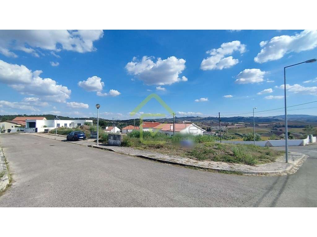 Lote de terreno em Outeiro da Zibreira-5