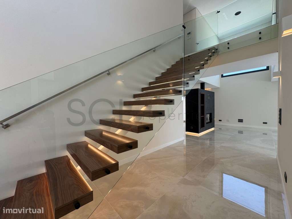 Moradia T4 Luxo Isolada | Belverde | Piscina | Garagem-33