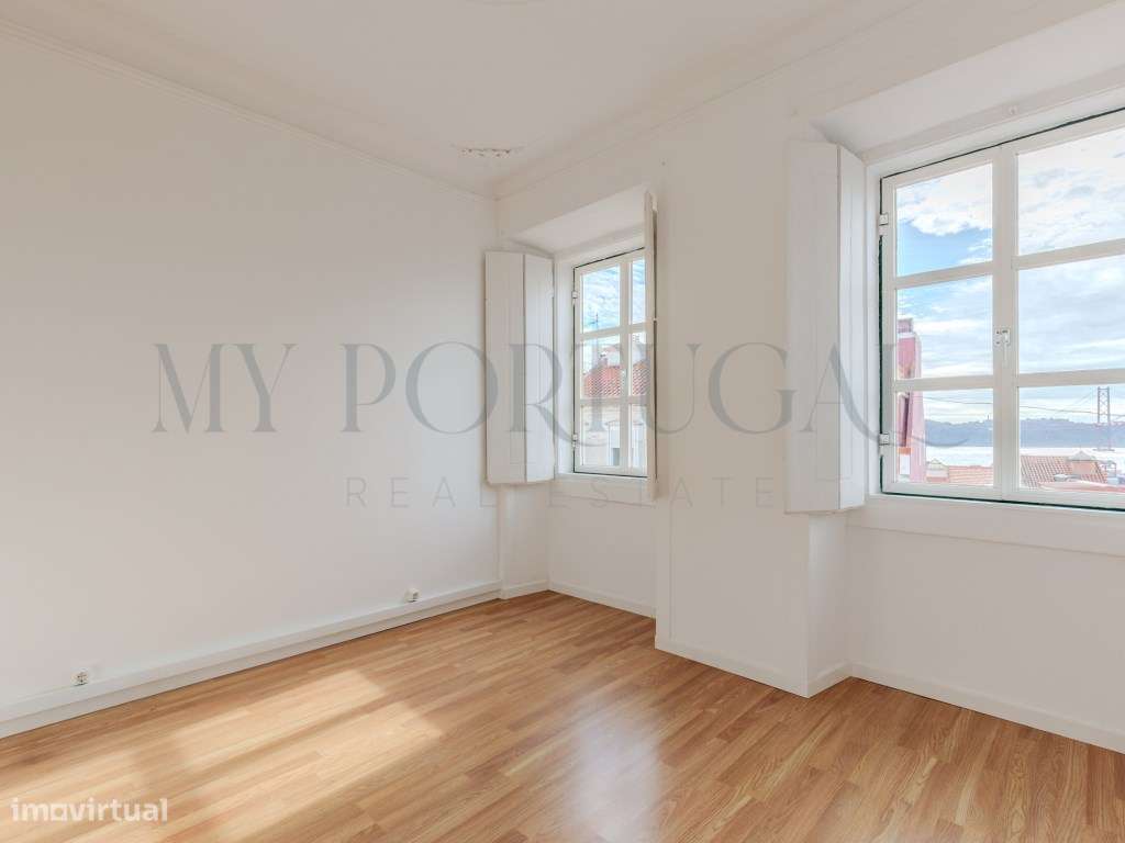 Estrela T3+1: Águas-Furtadas com Charme e Vista Rio - Grande imagem: 5/33