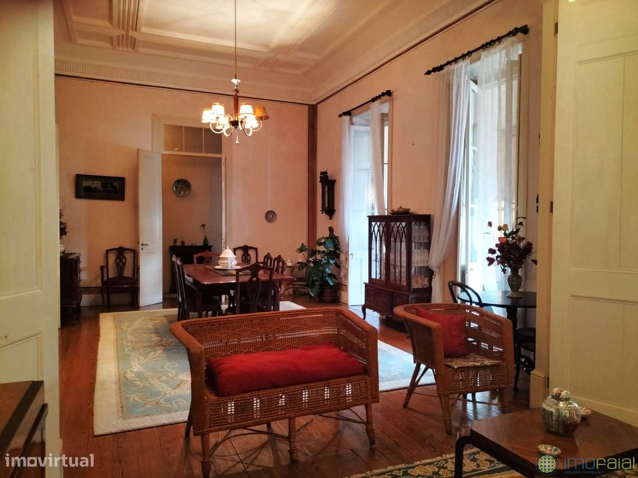 T7 + 2 Espaços Comerciais|Matriz-19