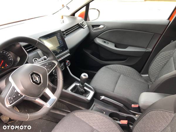 Renault Clio - 20