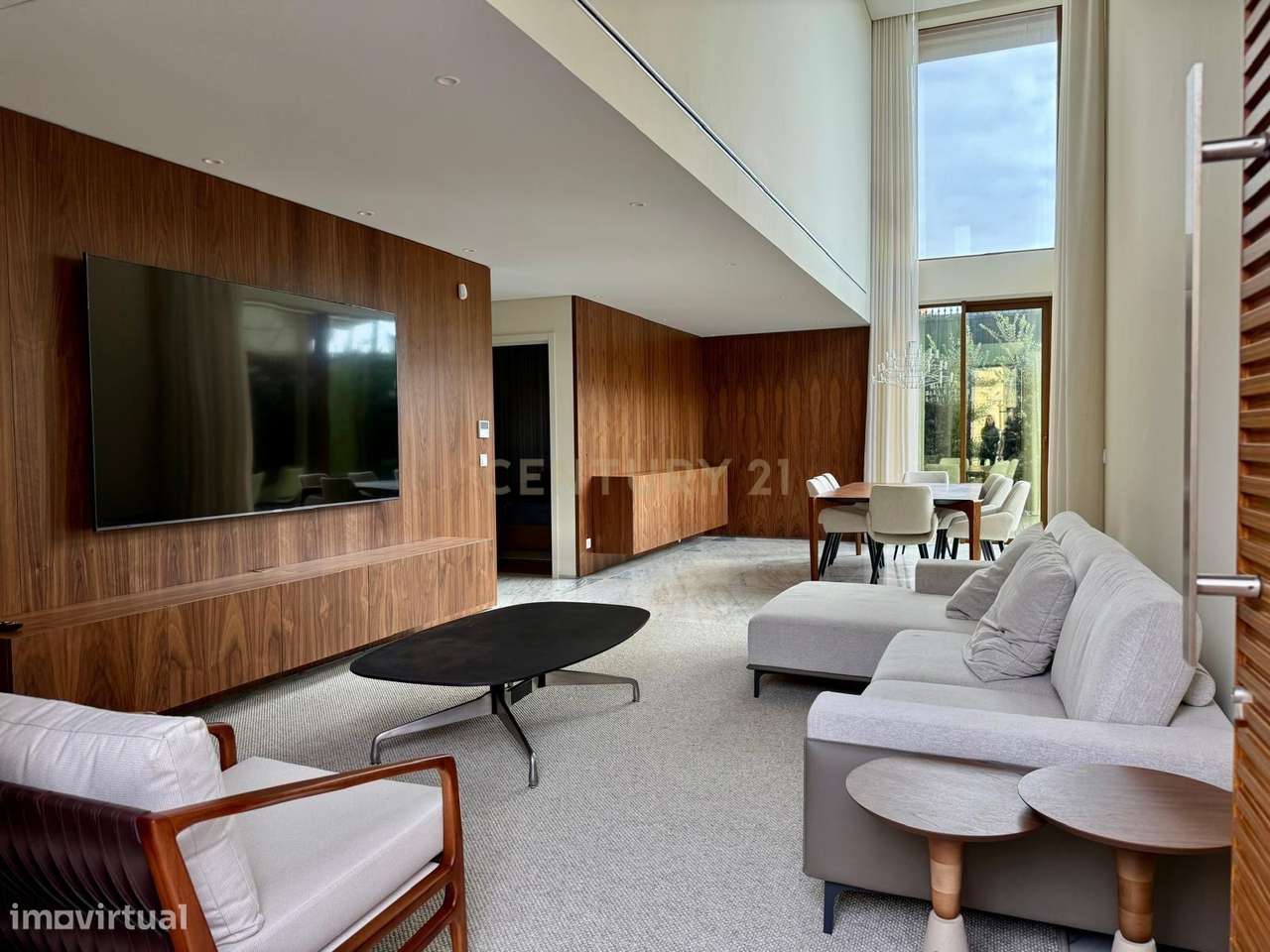 Moradia T4, com piscina, jardim, garagem privada em condomínio fechado - Grande imagem: 5/39