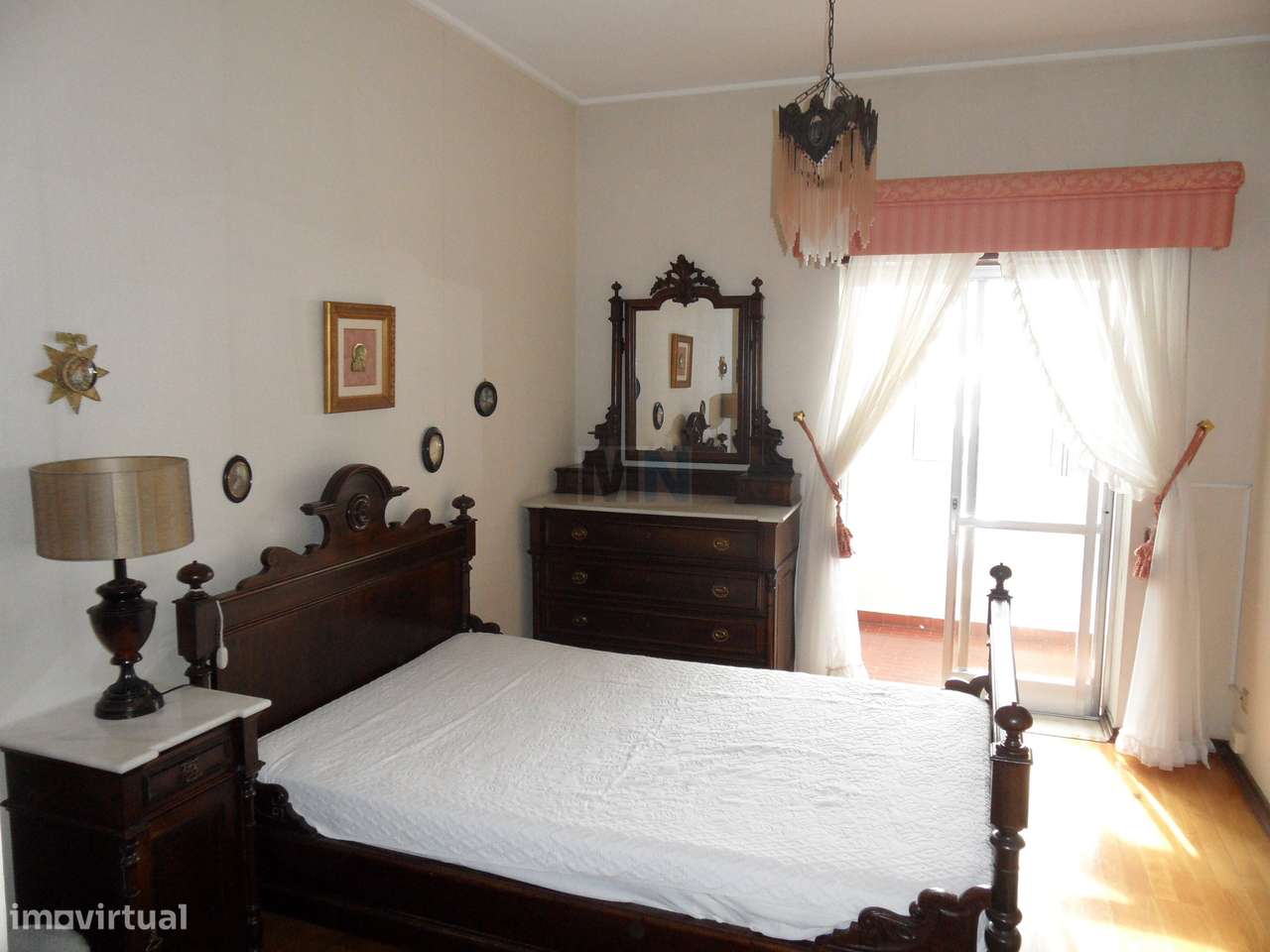 Apartamento T2 com Áreas Generosas e Varanda em Celas-6