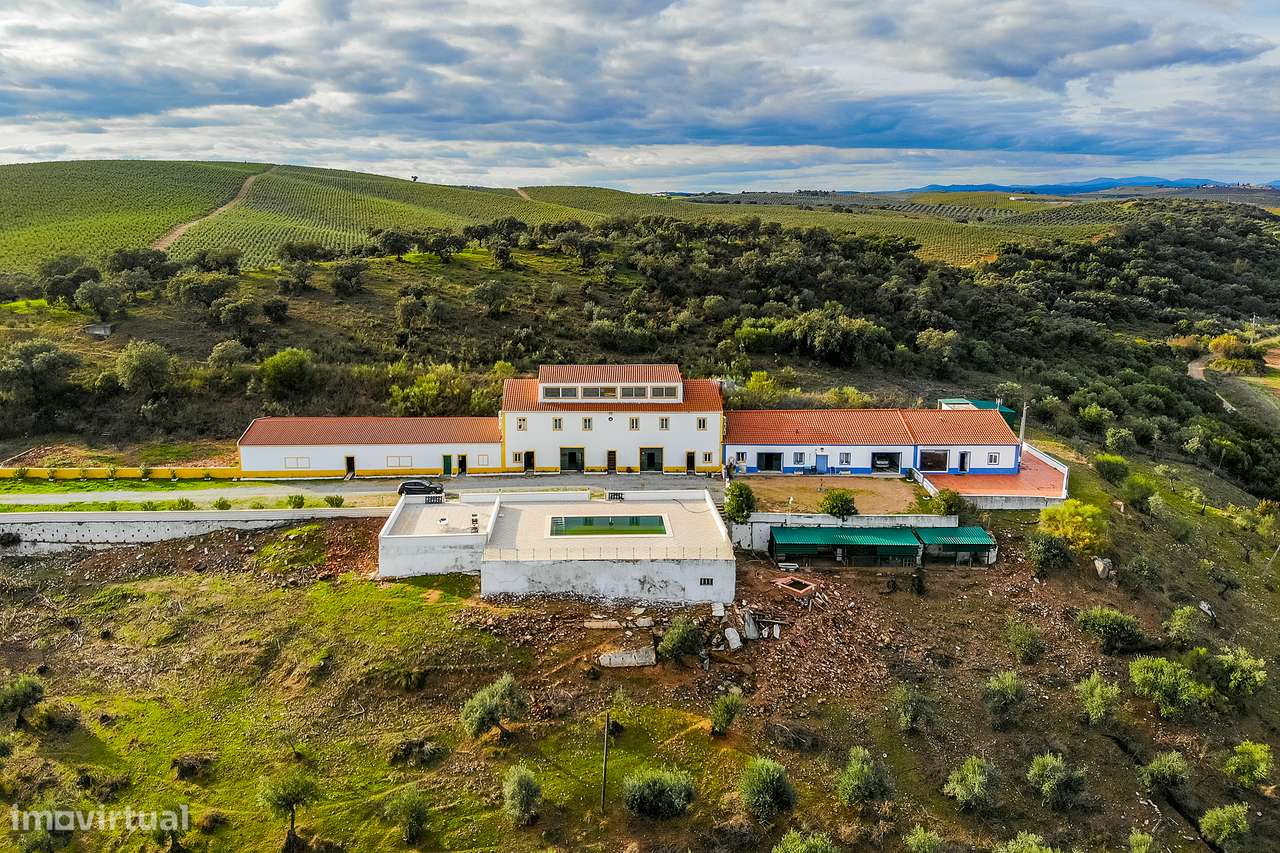 Herdade para Venda – Projeto Turístico no Coração do Alentejo (Campo M - Grande imagem: 4/58
